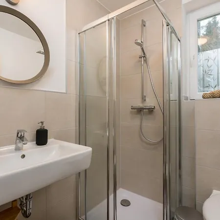 Lofts - Moderne Fuer 3 - Nah Vw-werk شقة *